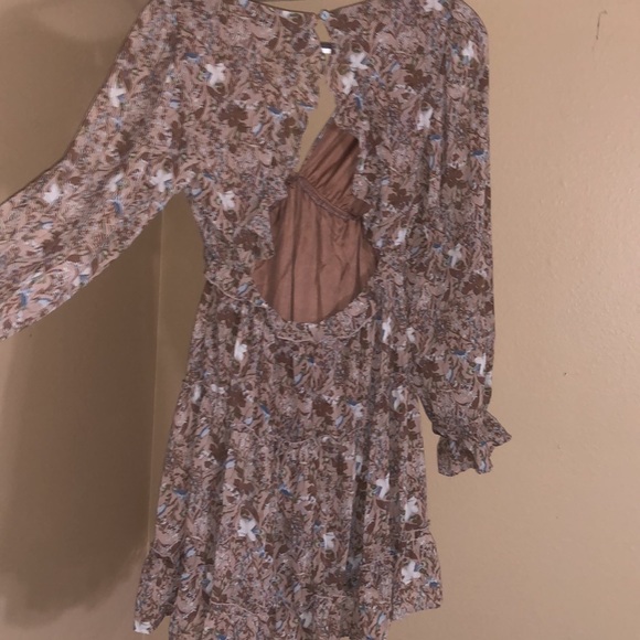 Dress - Picture 6 of 8